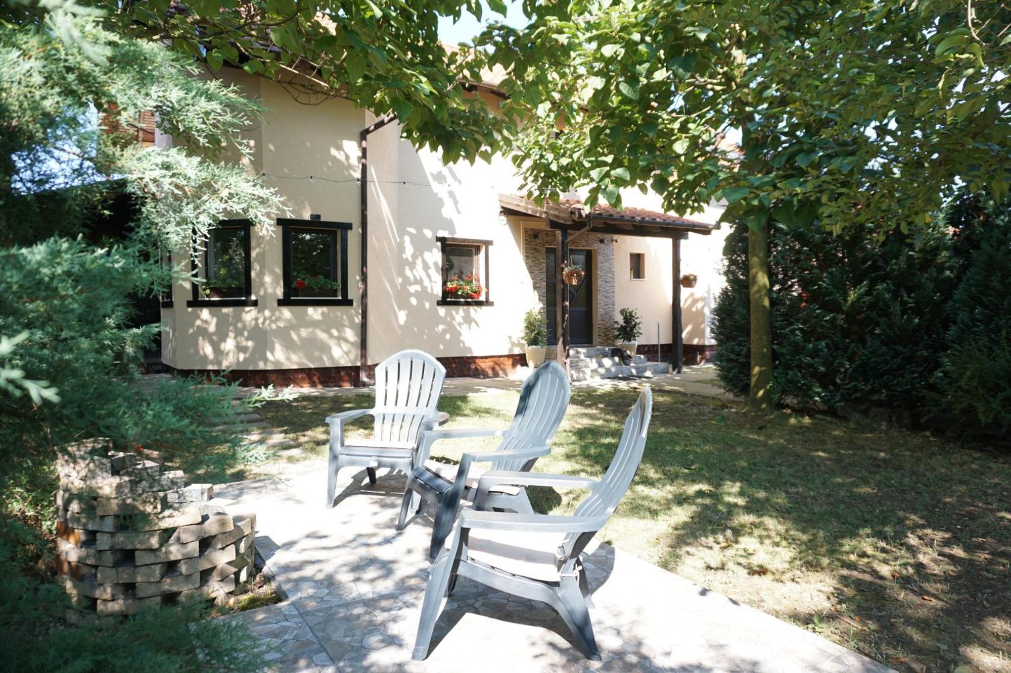 Villa Hanna'S Garden - Mintia Bagian luar foto